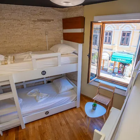 旅馆 Terrace & Lounge Bar Shkodër