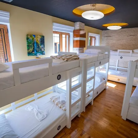 Terrace & Lounge Bar *