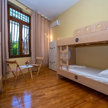 Terrace & Lounge Bar * Shkodër