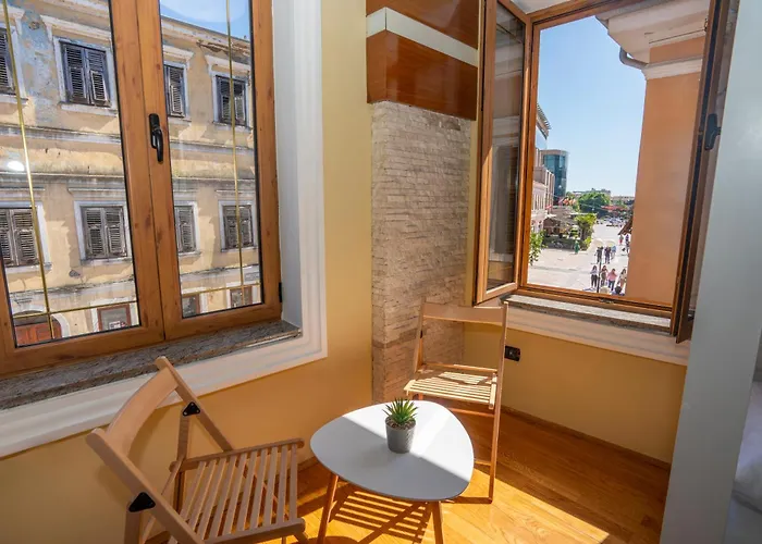 Terrace & Lounge Bar Hostel *