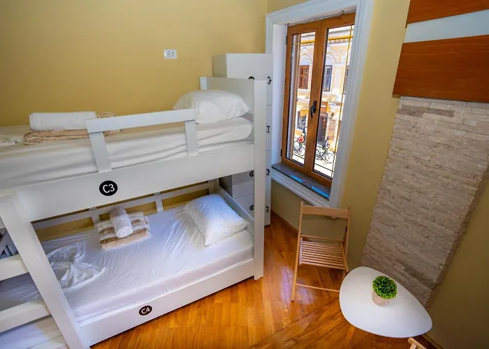 Hostel Terrace & Lounge Bar Szkodra