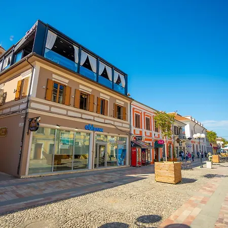 Terrace & Lounge Bar